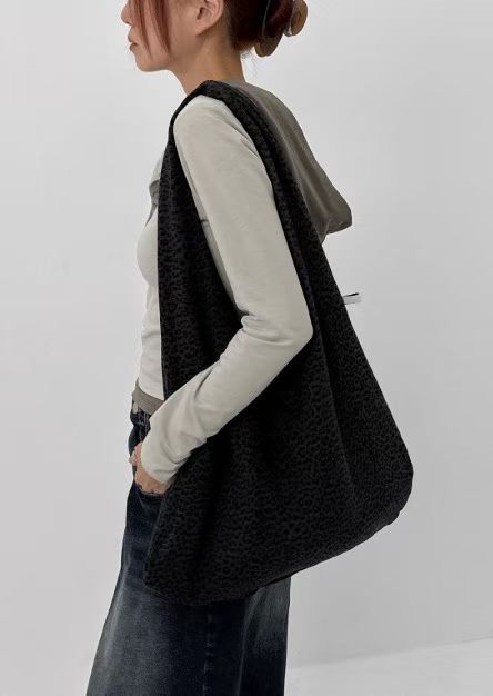 [Preorder 1st Drop Price] B301 Leopard Reversible Shoulder Bag