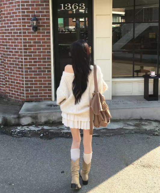 [Preorder 1st Drop Price] B302 Mini Suede Backpack