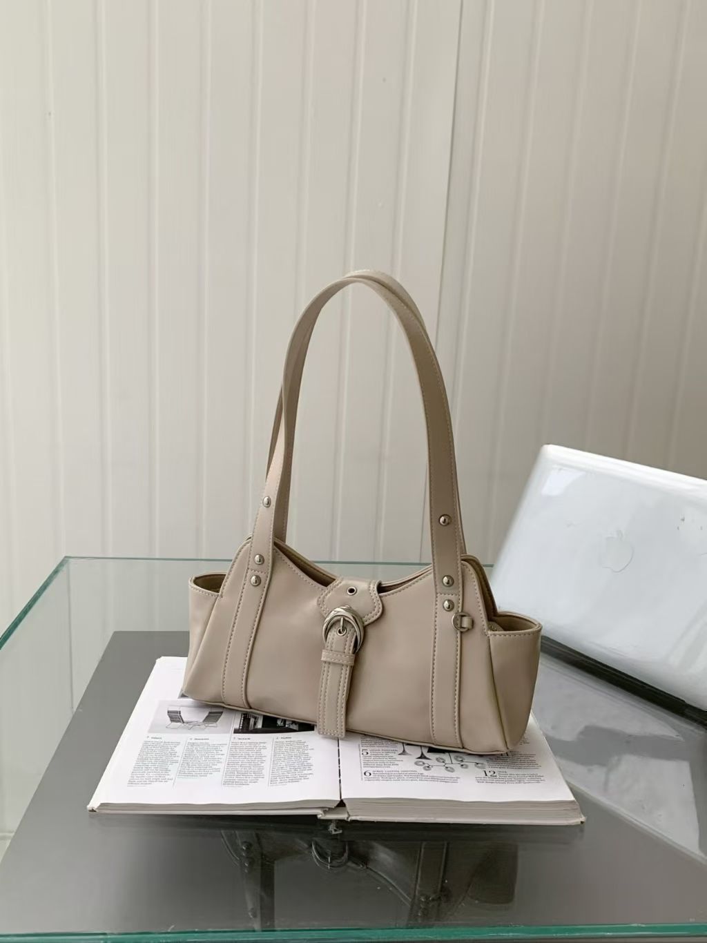 [Preorder 1st Drop Price] B401 Vintage Tote Bag