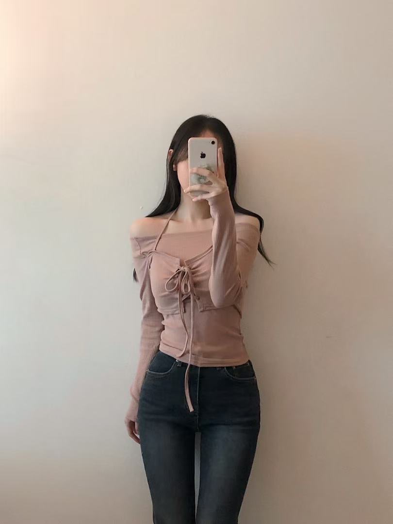 [WEBSITE EXCLUSIVE] C104 Sweetheart Top