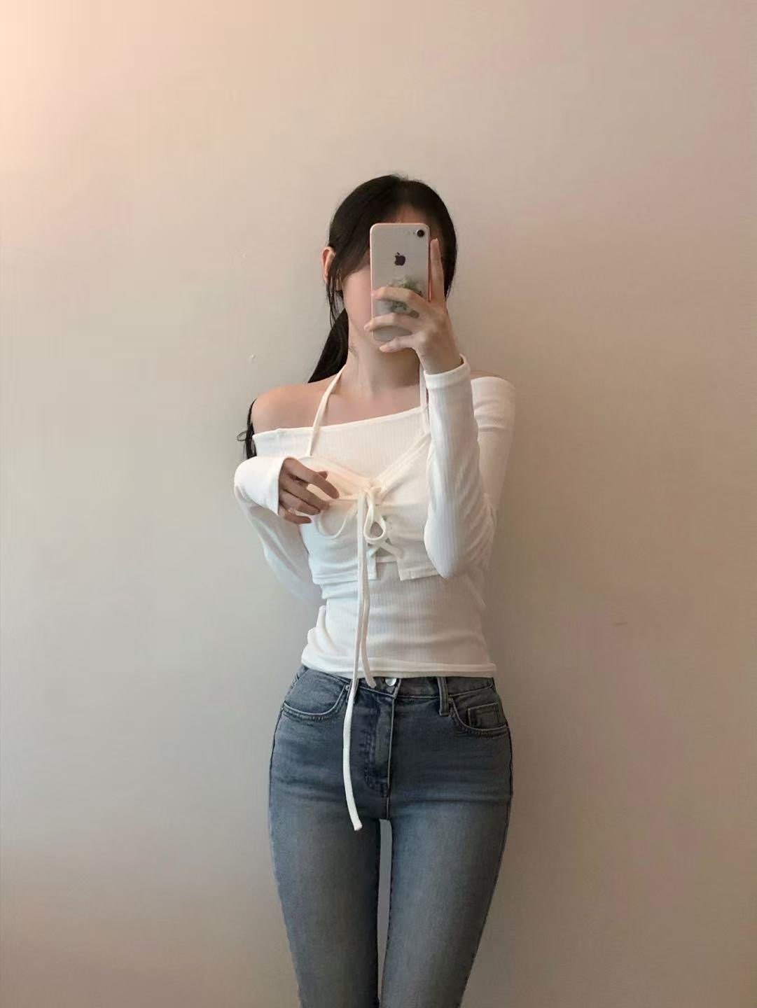 [WEBSITE EXCLUSIVE] C104 Sweetheart Top