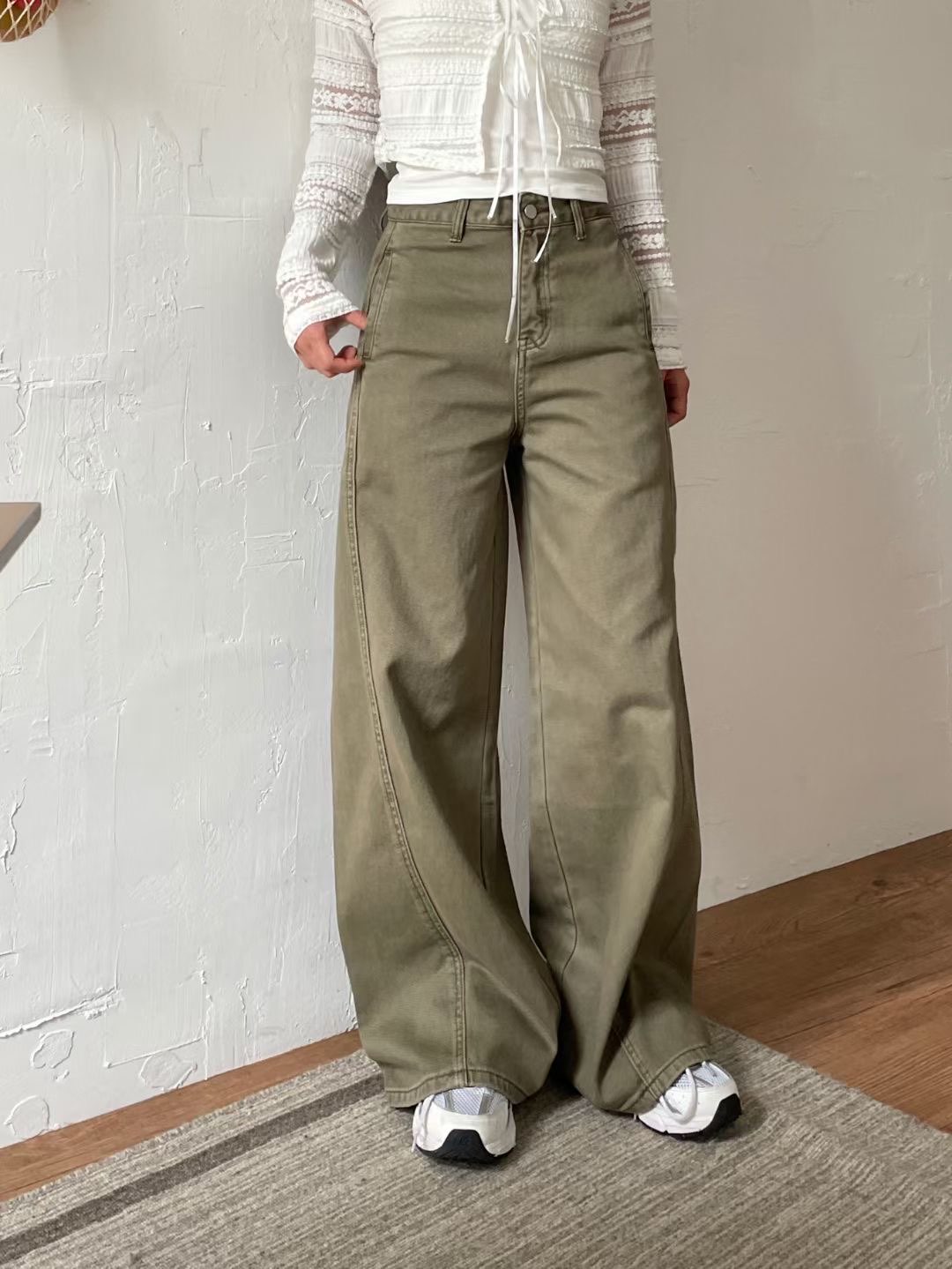 C1101 Contour Wide Leg Jeans