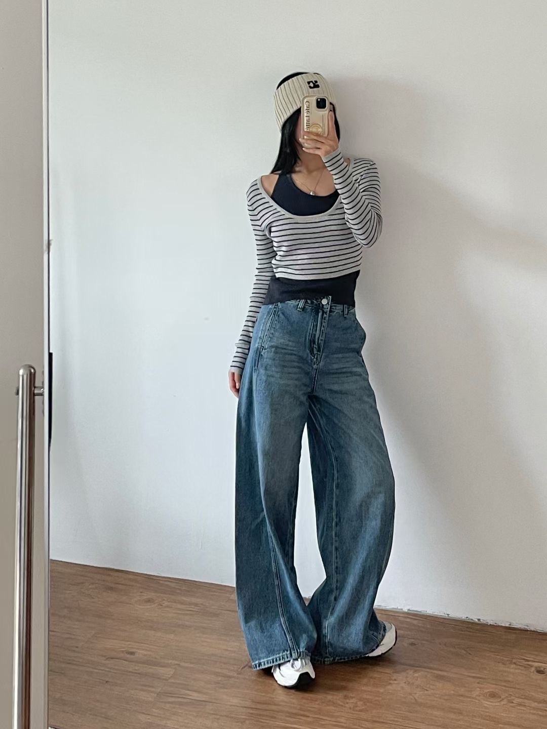 C1101 Contour Wide Leg Jeans