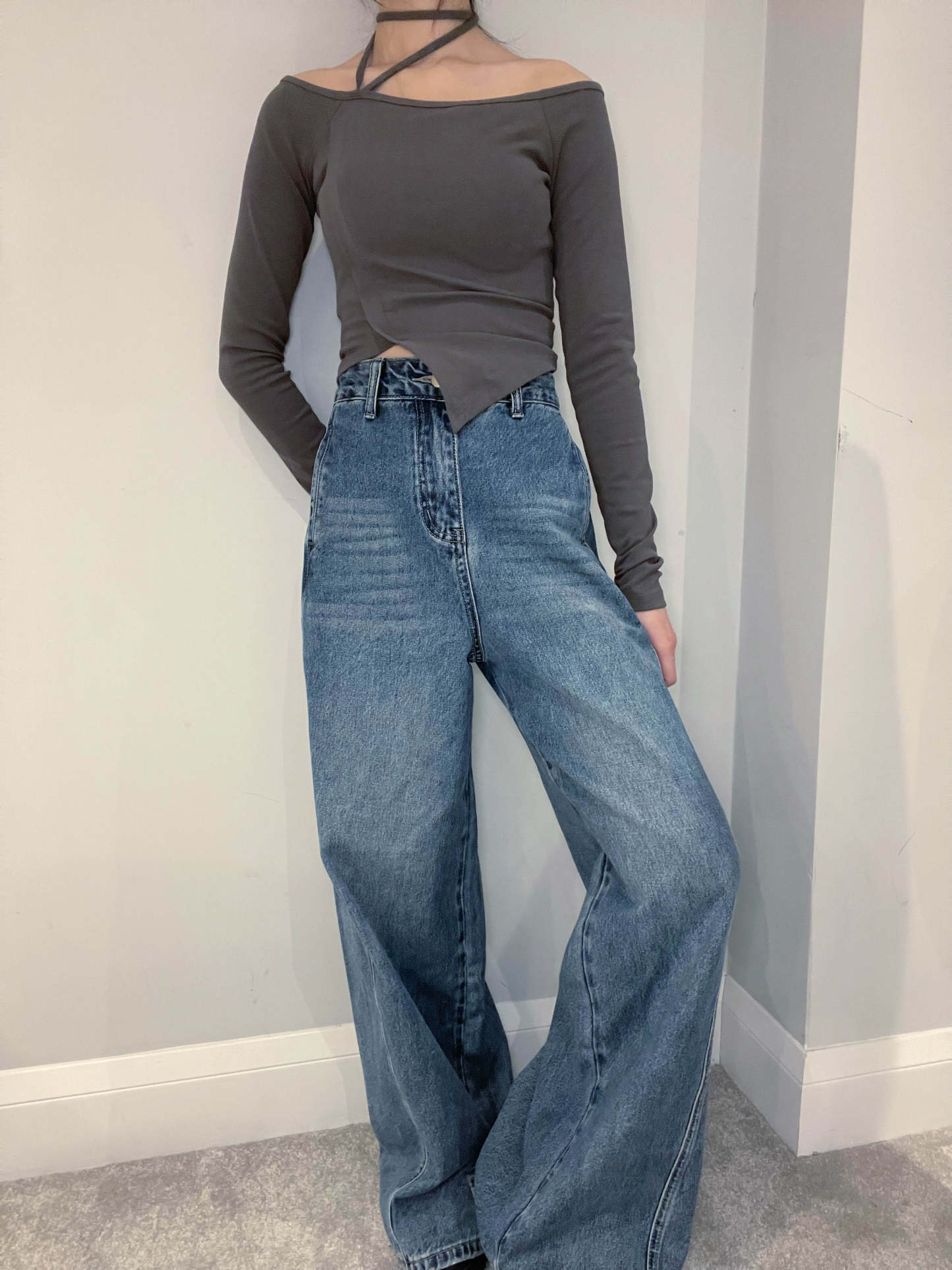 Asymmetric Silhouette Crop Top