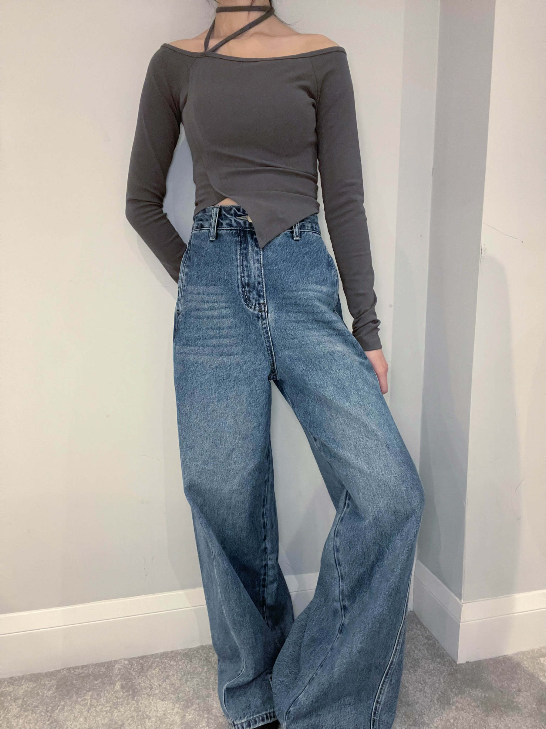 Asymmetric Silhouette Crop Top