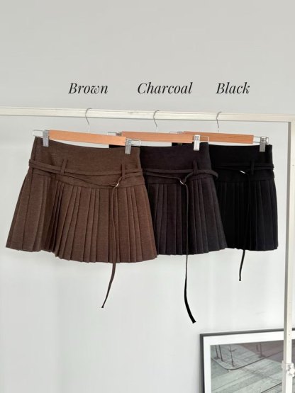 [Preorder 1st Drop Price] C1108 Warm Whisper Pleated Skirt