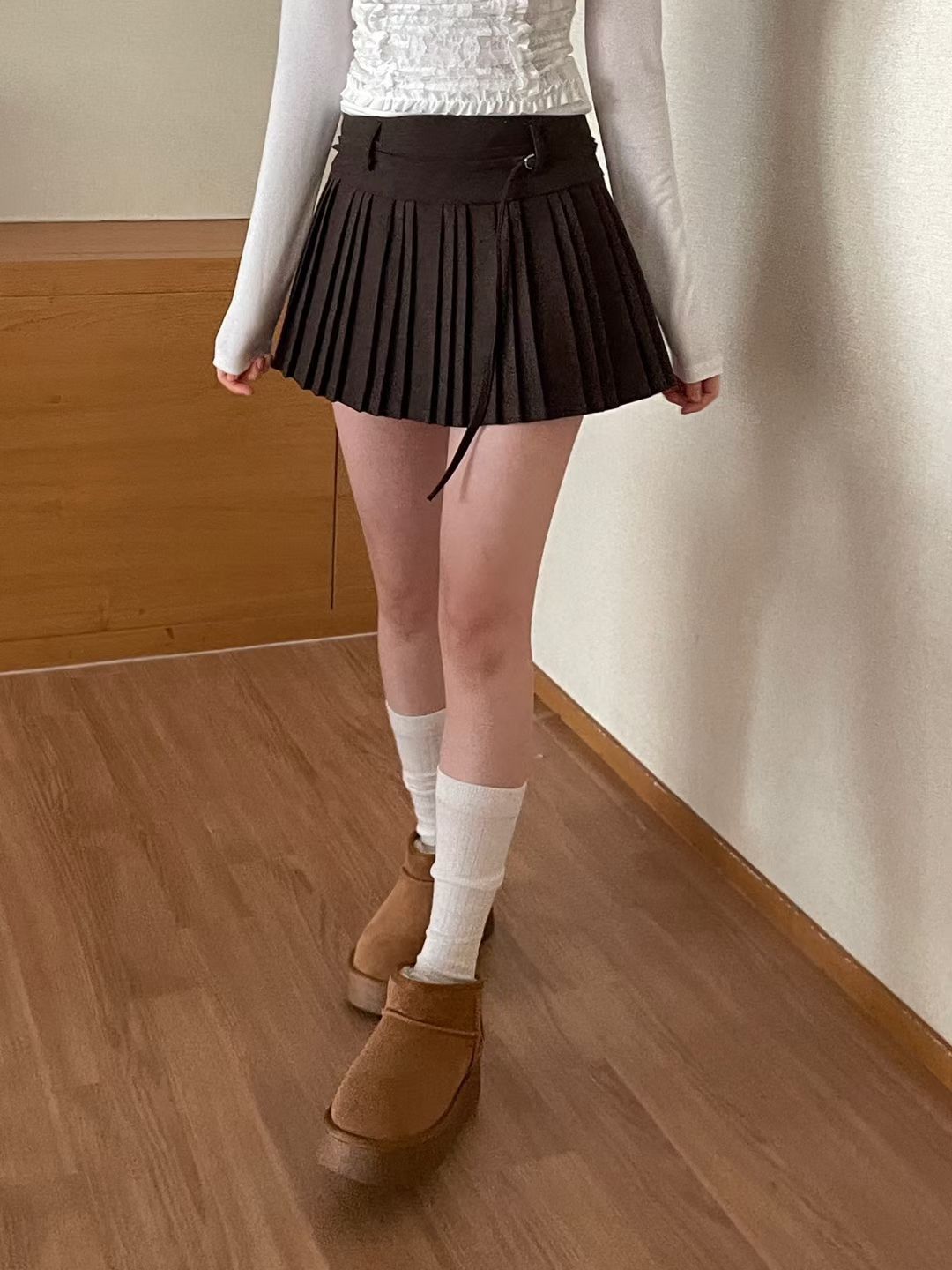 [Preorder 1st Drop Price] C1108 Warm Whisper Pleated Skirt