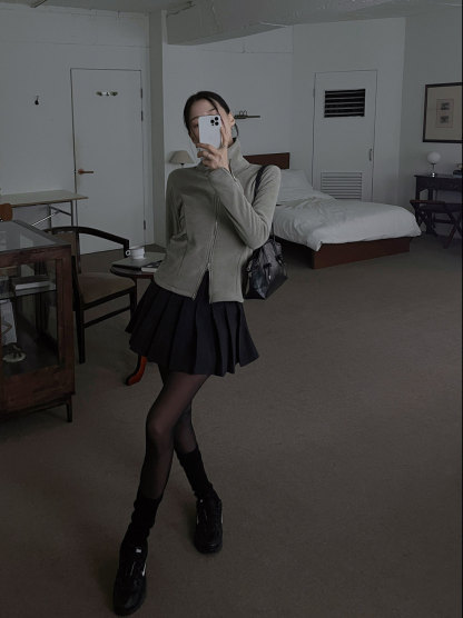 [Preorder 1st Drop Price] C1109 Festa Pleated Mini Skirt