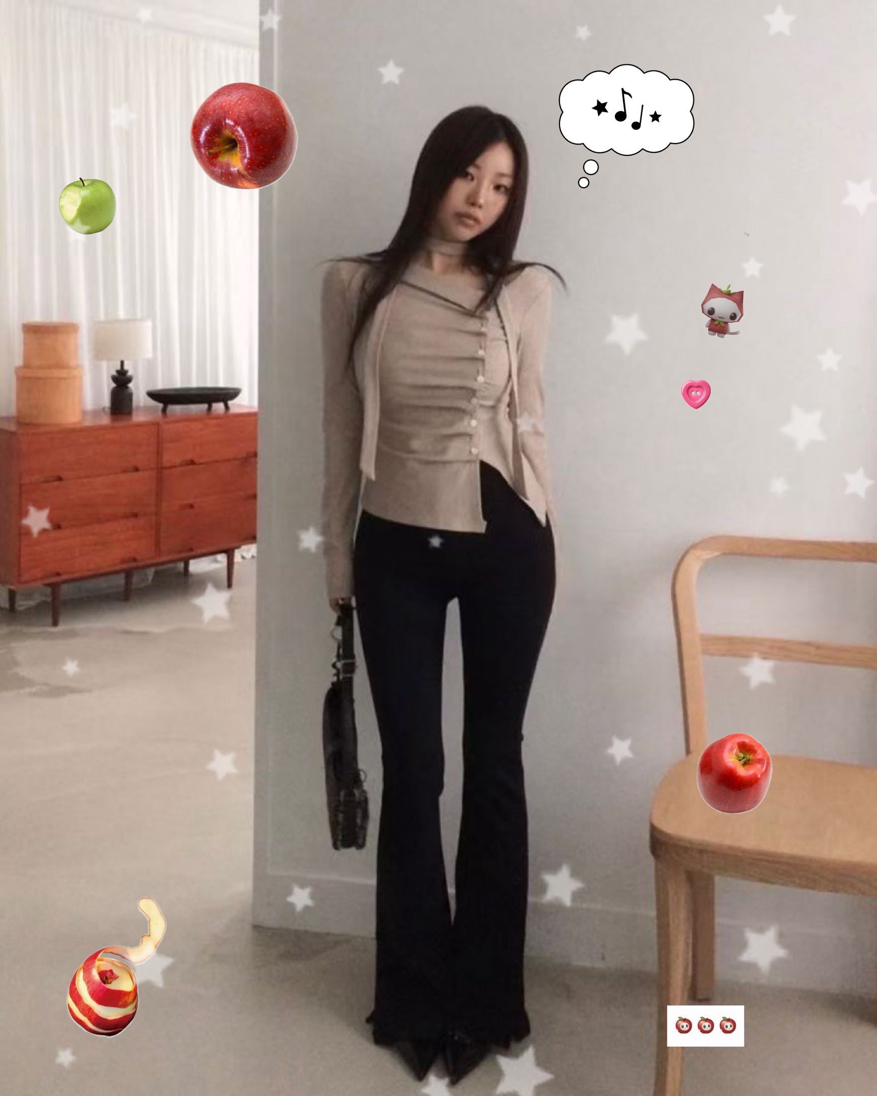 [Preorder 1st Drop Price] C1112 Sideway Muse Top