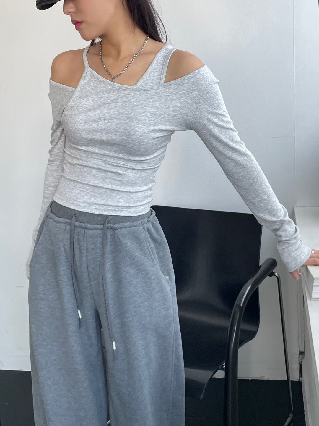 [Preorder 1st Drop Price] C1117 Lyvera Layer Top