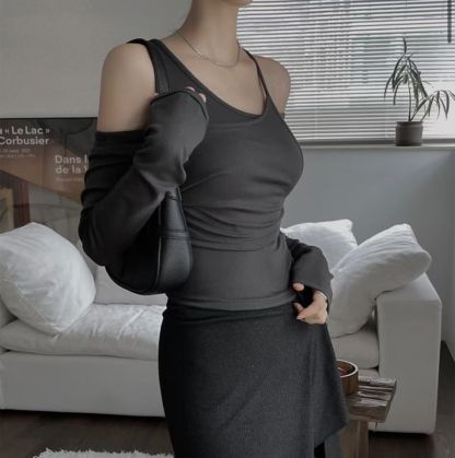 [Preorder 1st Drop Price] C1117 Lyvera Layer Top