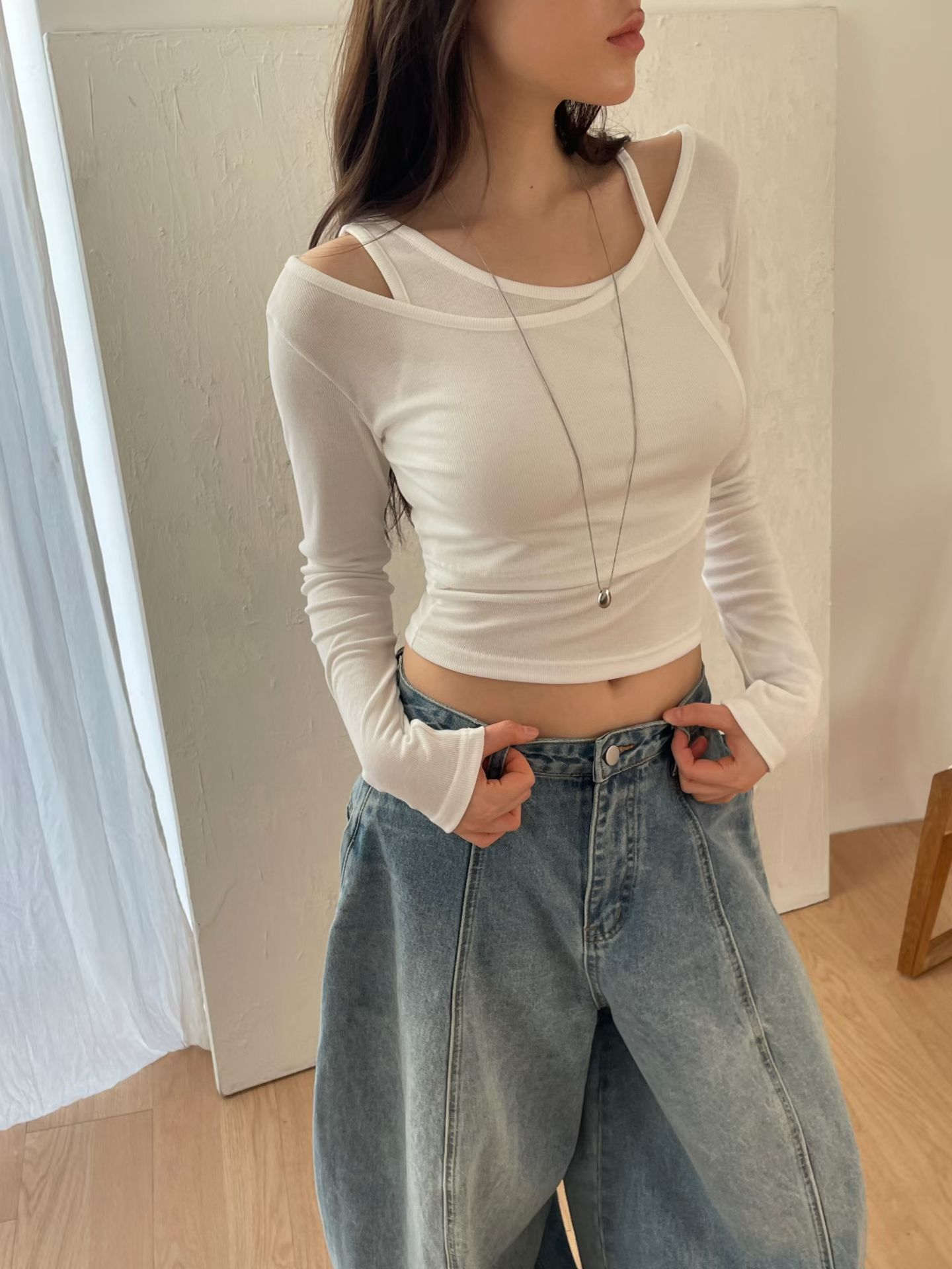 [Preorder 1st Drop Price] C1117 Lyvera Layer Top