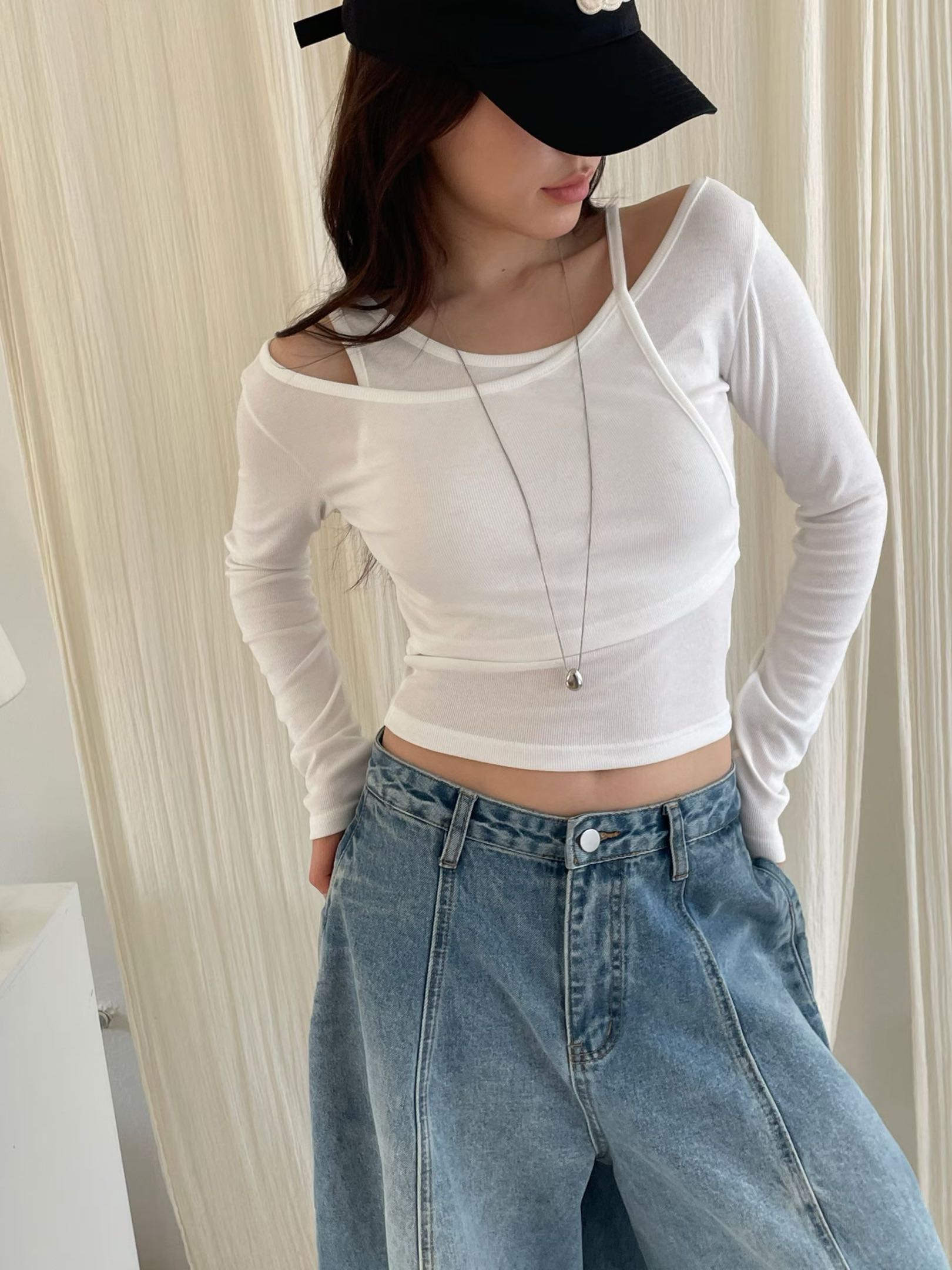 [Preorder 1st Drop Price] C1117 Lyvera Layer Top