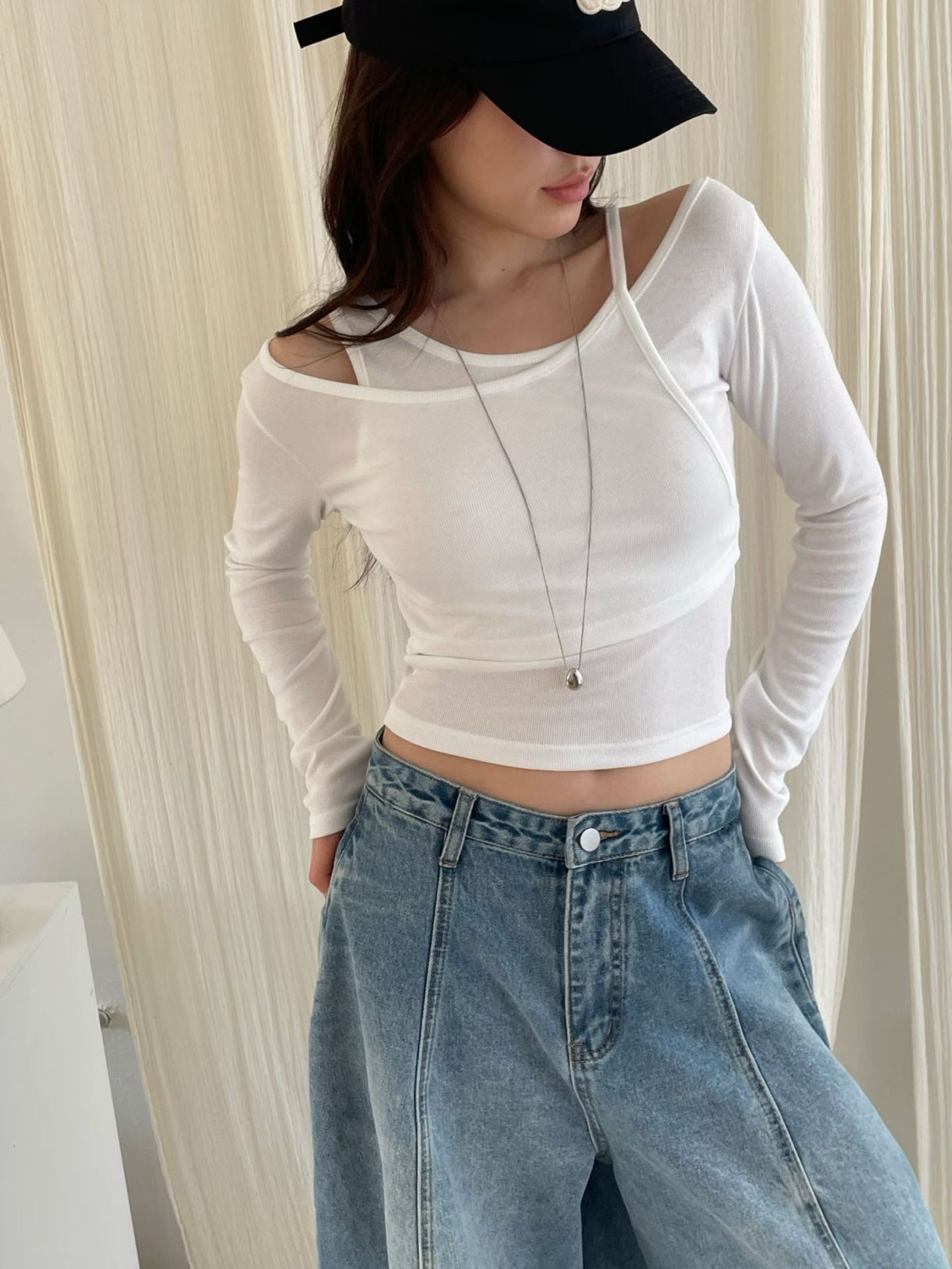 [Preorder 1st Drop Price] C1117 Lyvera Layer Top