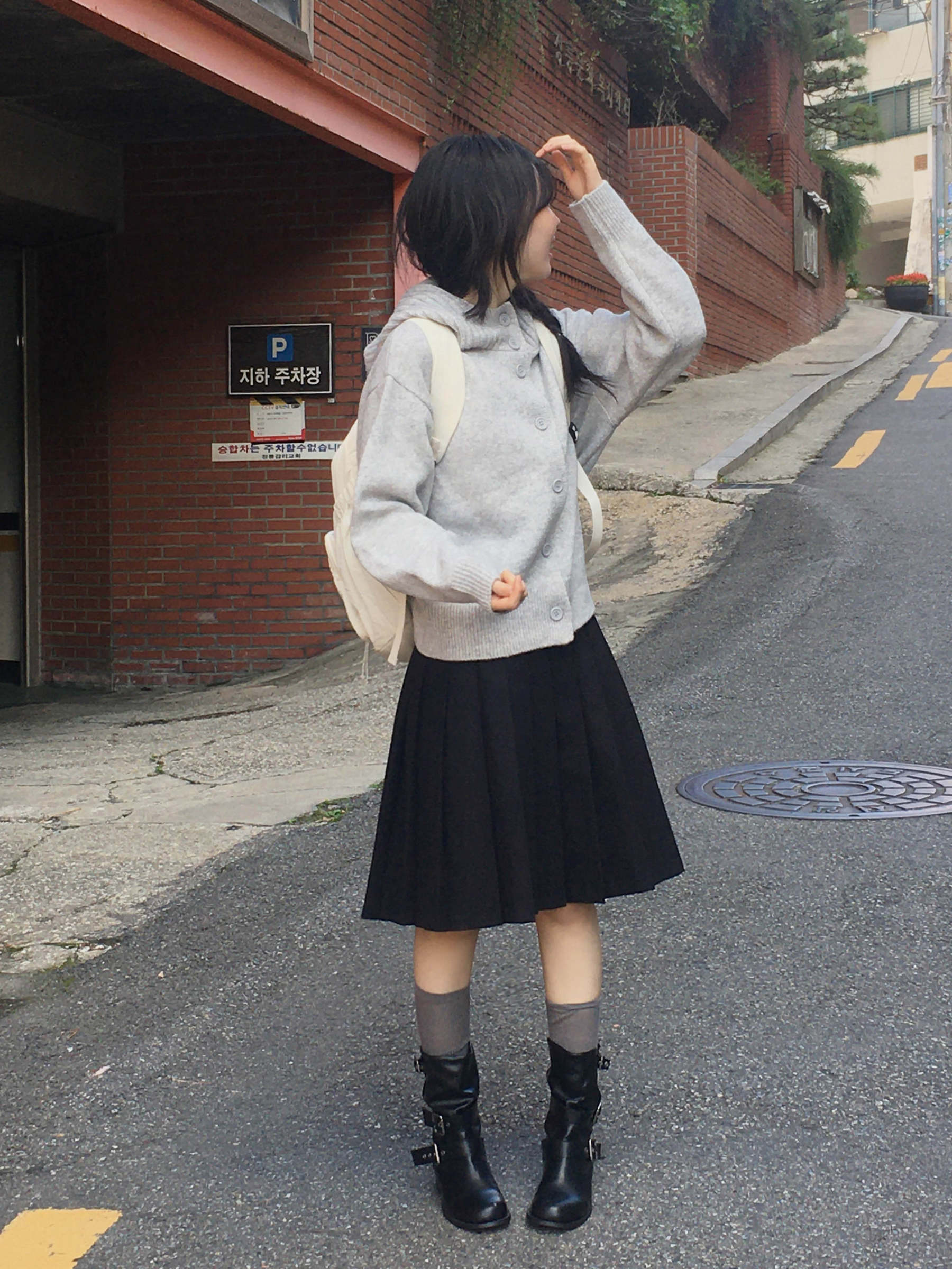 [Preorder 1st Drop Price] C1201 Pleated Midi Skirt