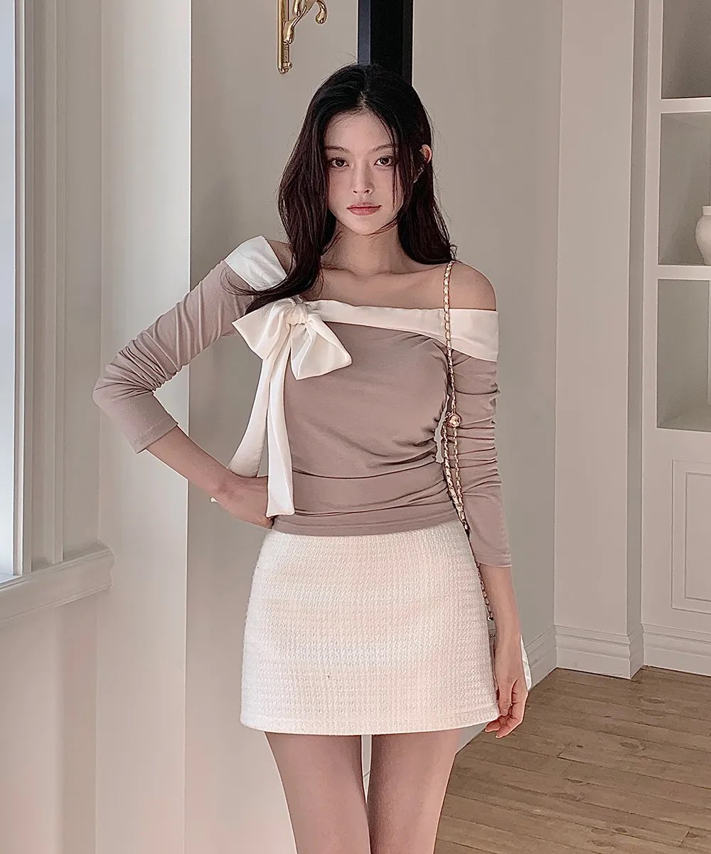 [Preorder 1st Drop Price] C1405 Chérie Contrast Top