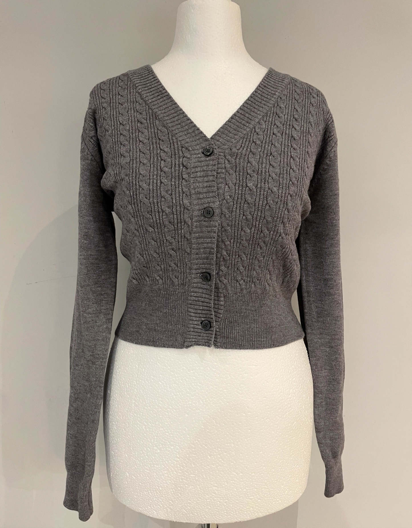 C1605 Basic Cable Knit Cardigan