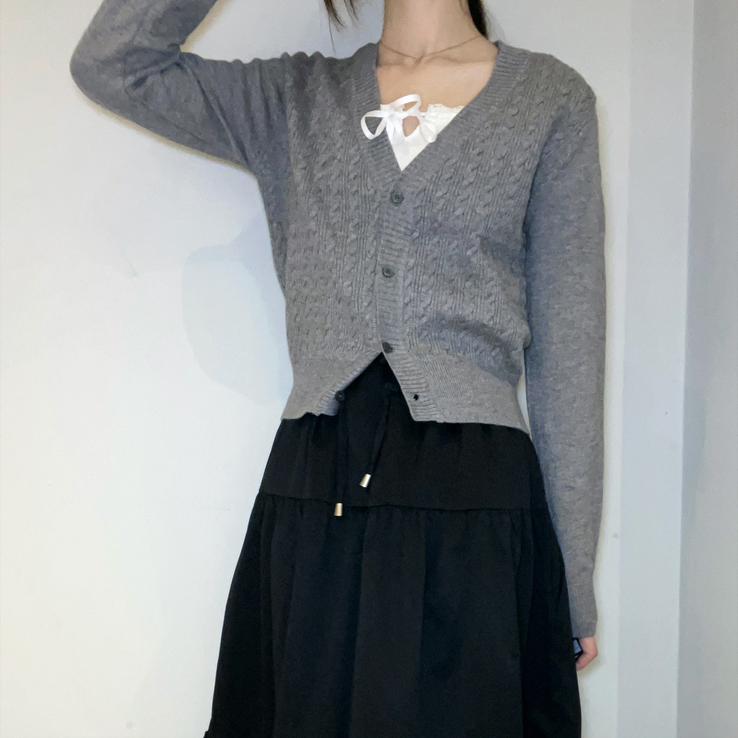 C1605 Basic Cable Knit Cardigan