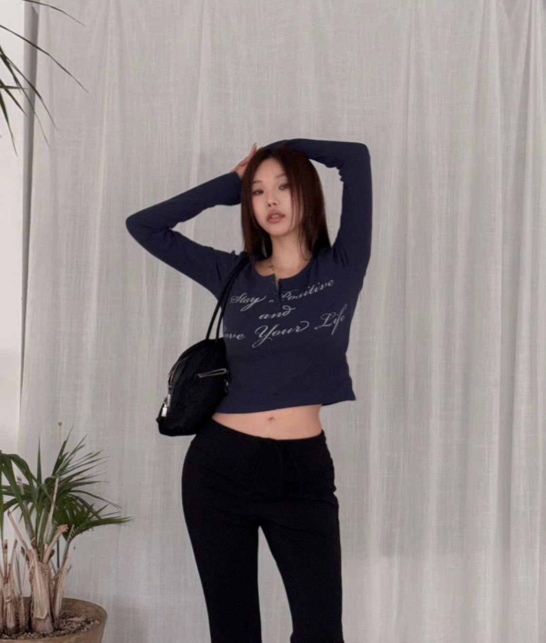 [Preorder 1st Drop Price] C1702 Velostar Script Hoodie