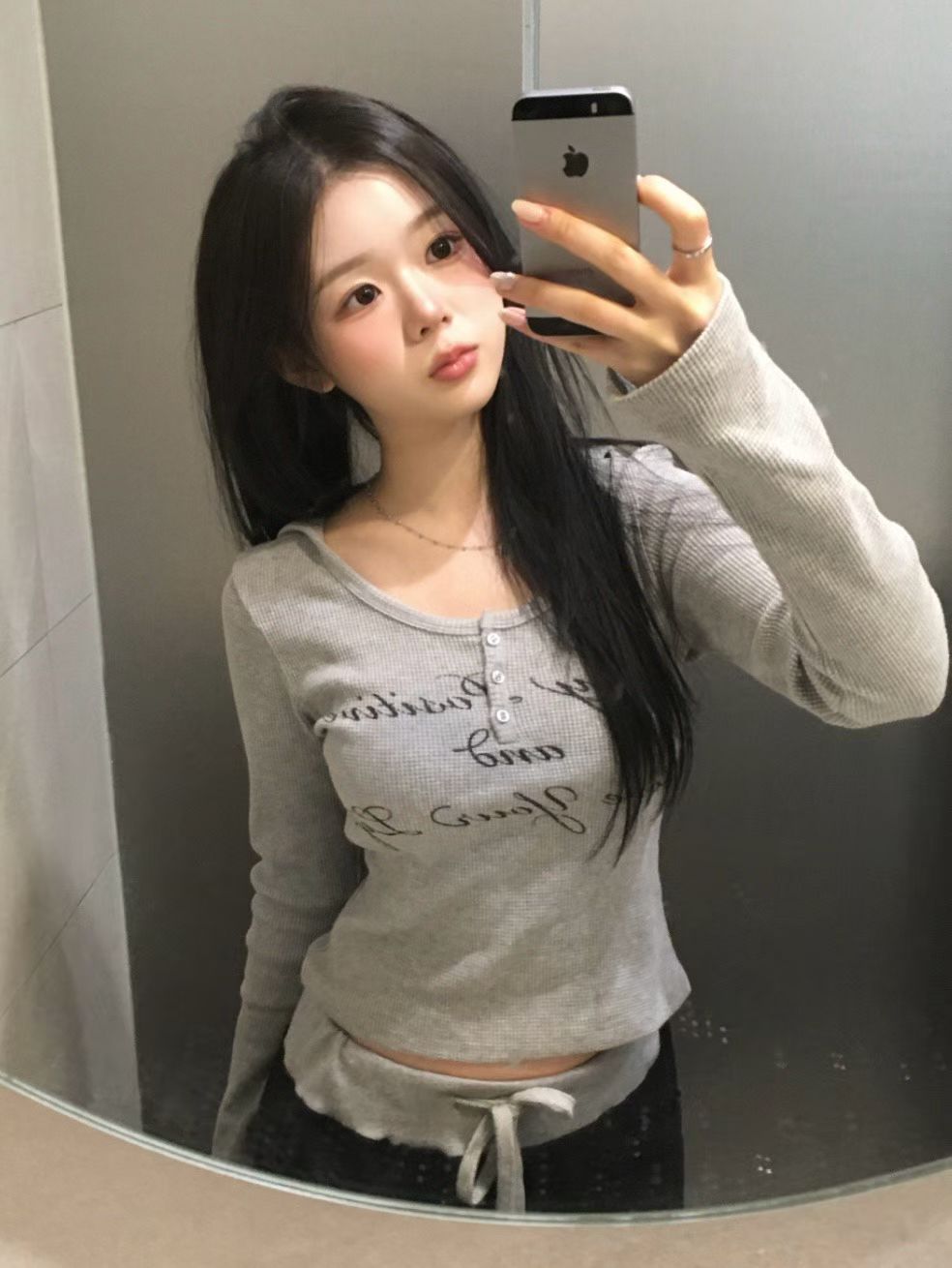 [Preorder 1st Drop Price] C1702 Velostar Script Hoodie