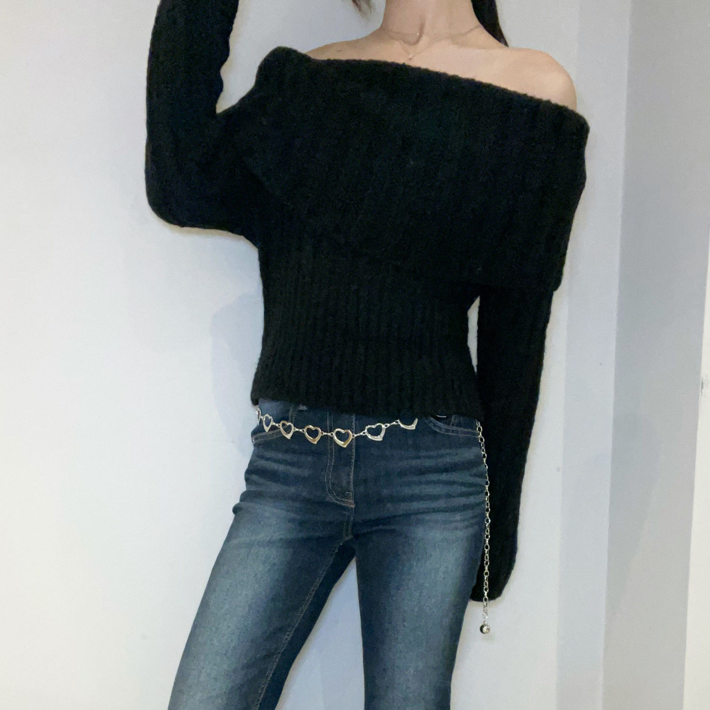 C2001 Elegant Knit Off Shoulder Top