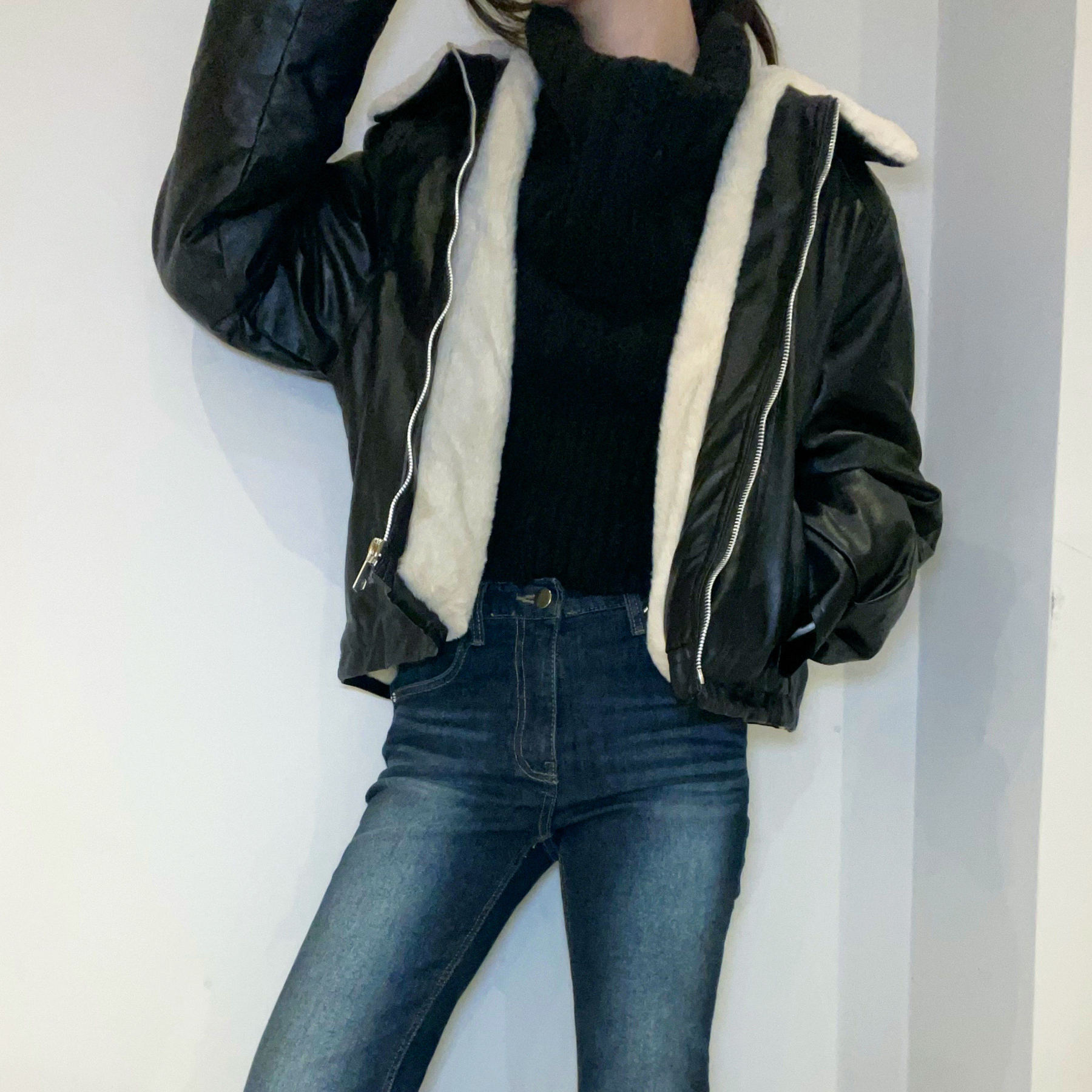 C2001 Elegant Knit Off Shoulder Top