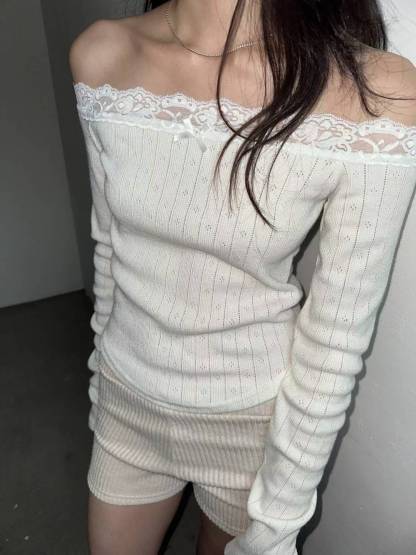 [Preorder 1st Drop Price] C2103 Lace Whisper Top