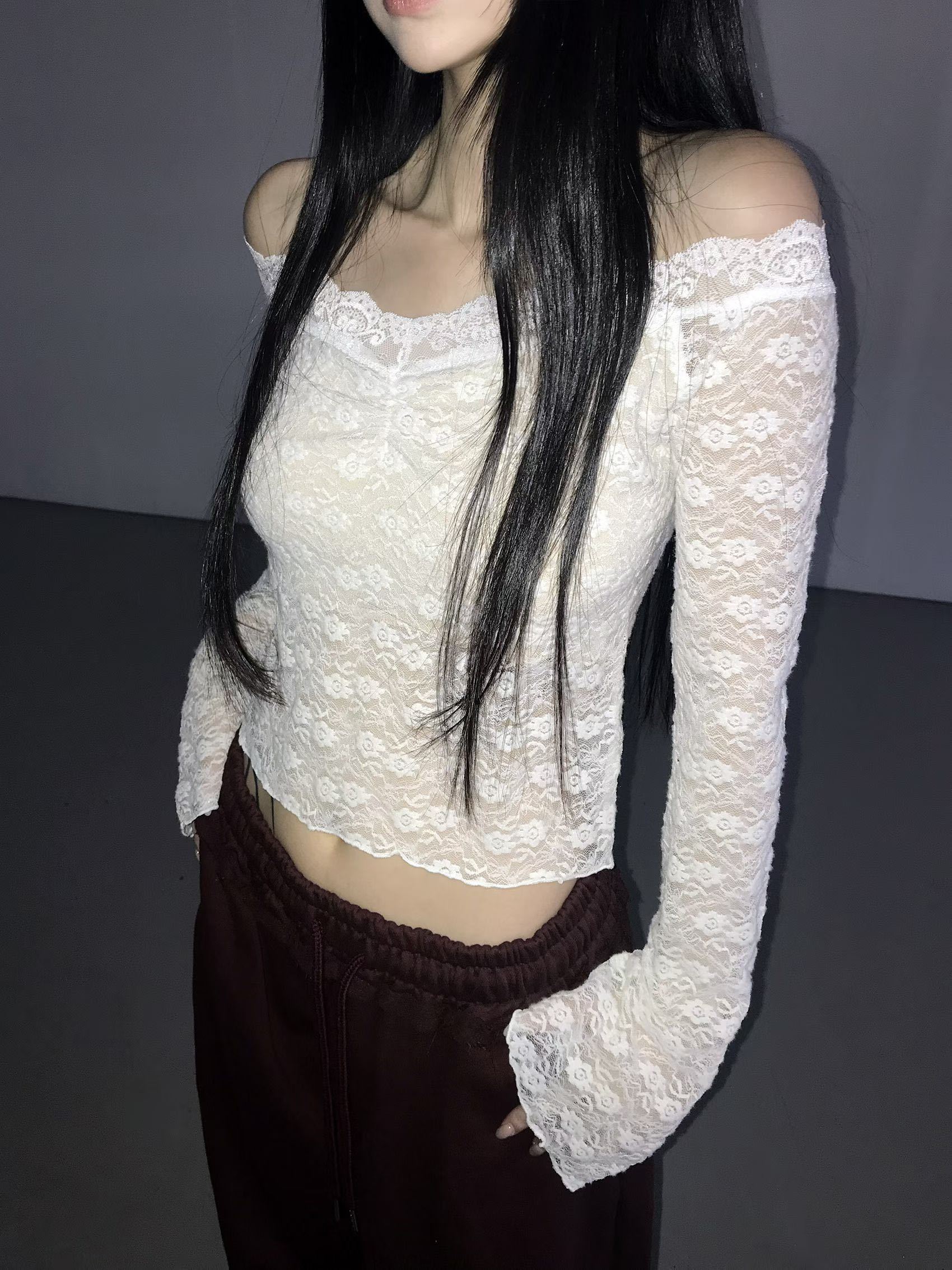 [Preorder 1st Drop Price] C2105 Balletcore Lace Top