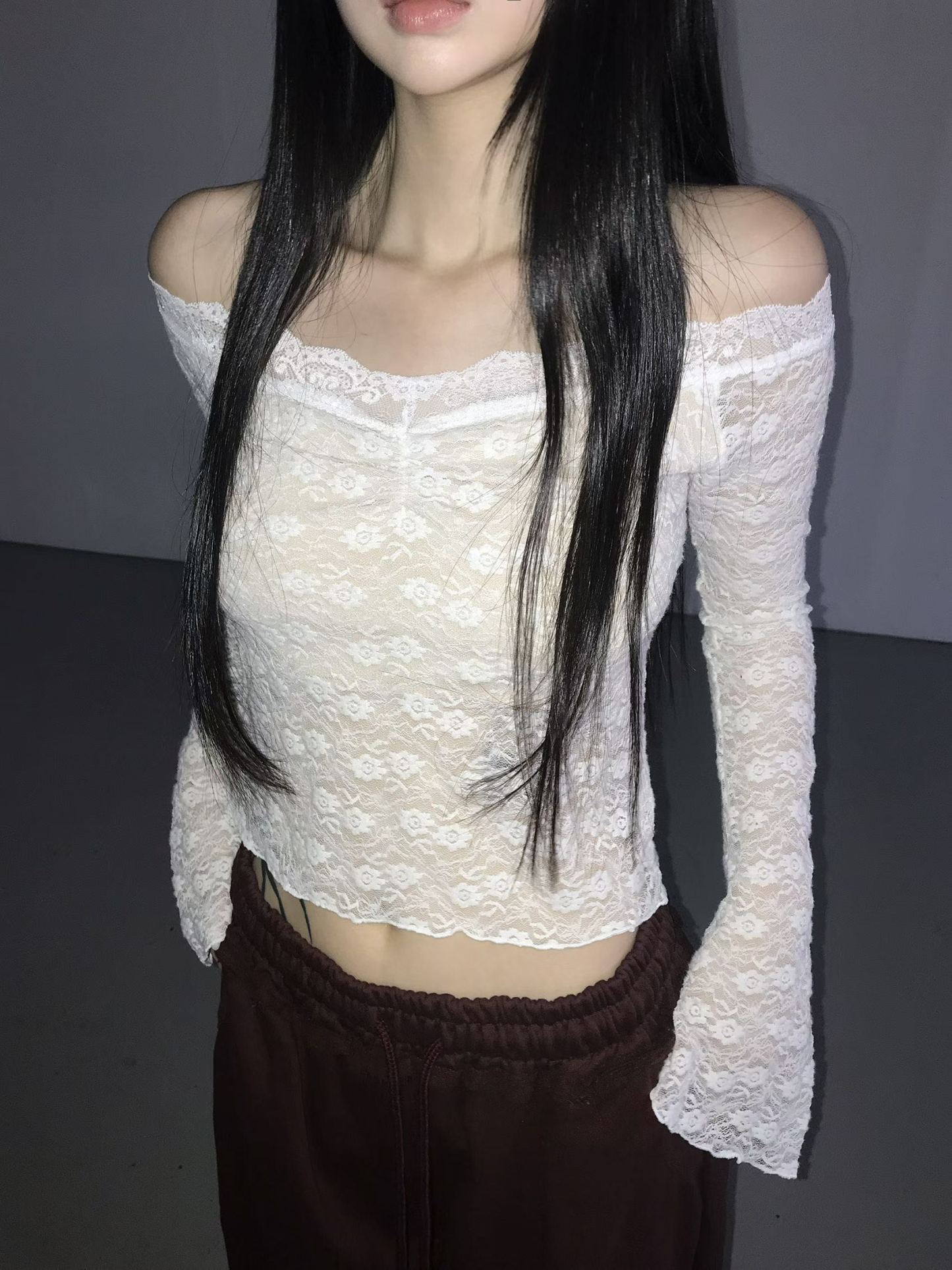 [Preorder 1st Drop Price] C2105 Balletcore Lace Top