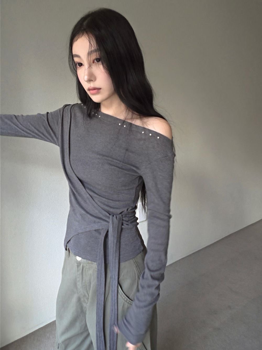 [Preorder 1st Drop Price] C2302 Twist & Tie Top