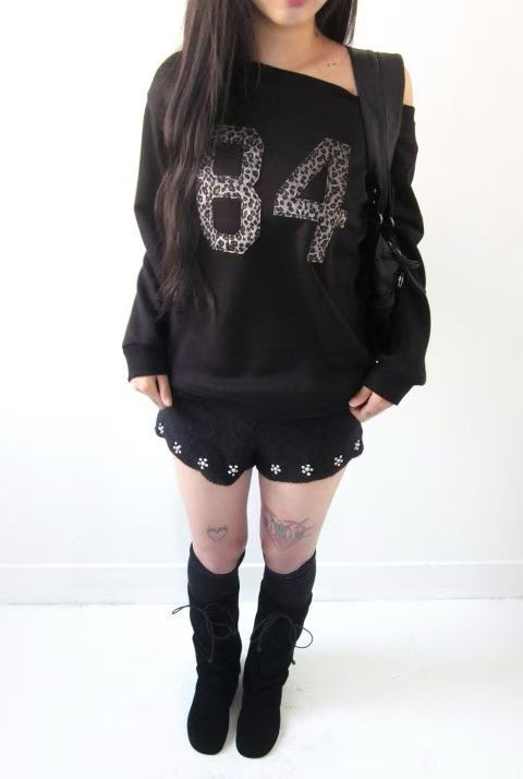 [Preorder 1st Drop Price] C2303 Wild Chic Sweater