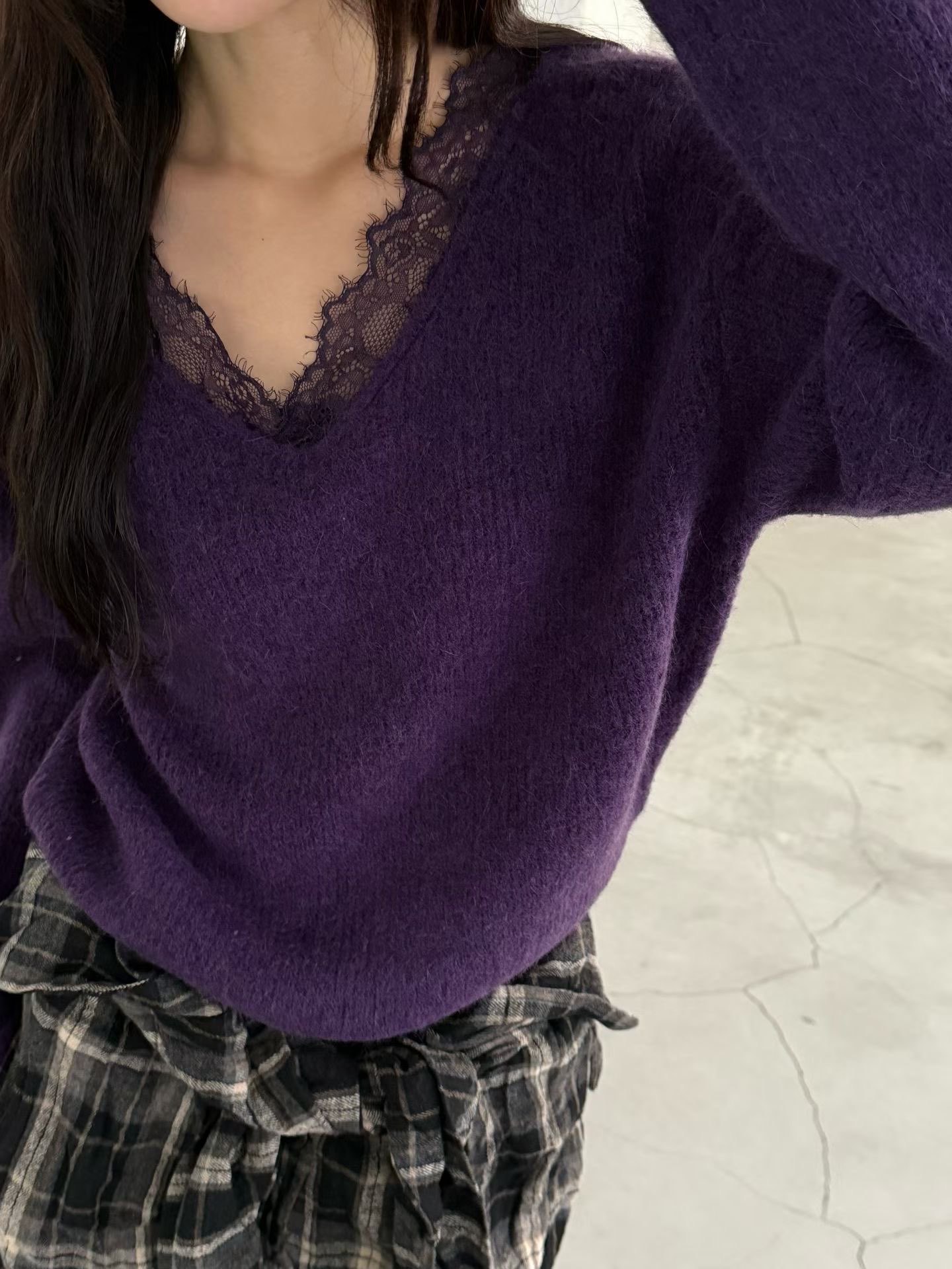 [Preorder 1st Drop Price] C2402 Velour Knit Sweater