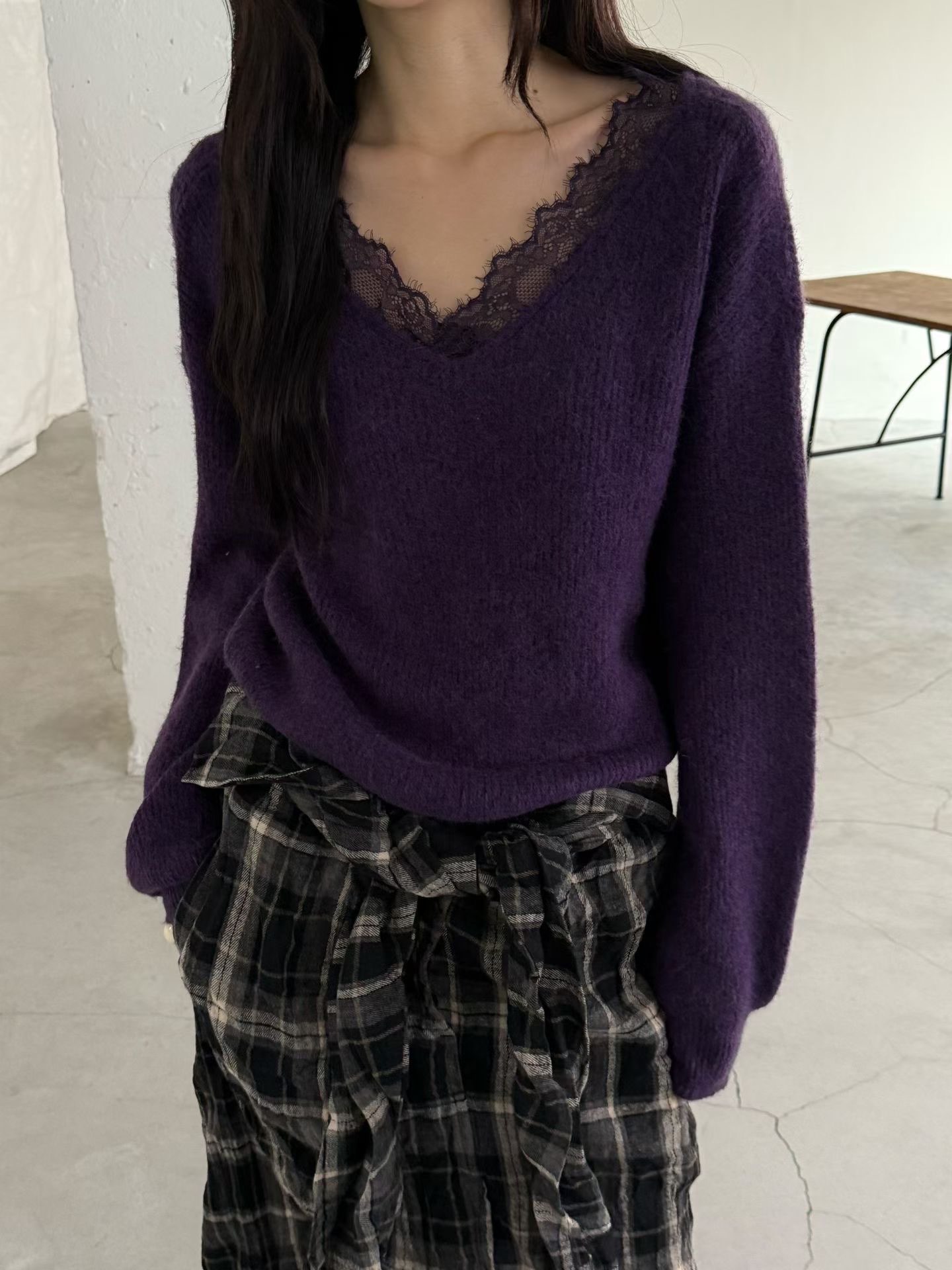 [Preorder 1st Drop Price] C2402 Velour Knit Sweater