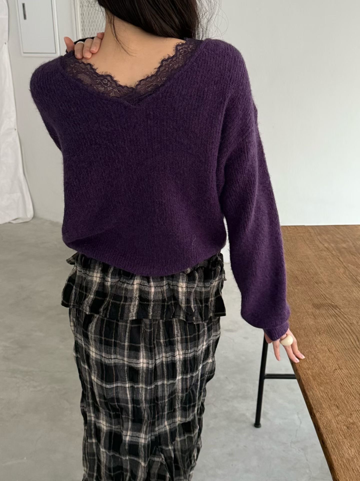 [Preorder 1st Drop Price] C2402 Velour Knit Sweater