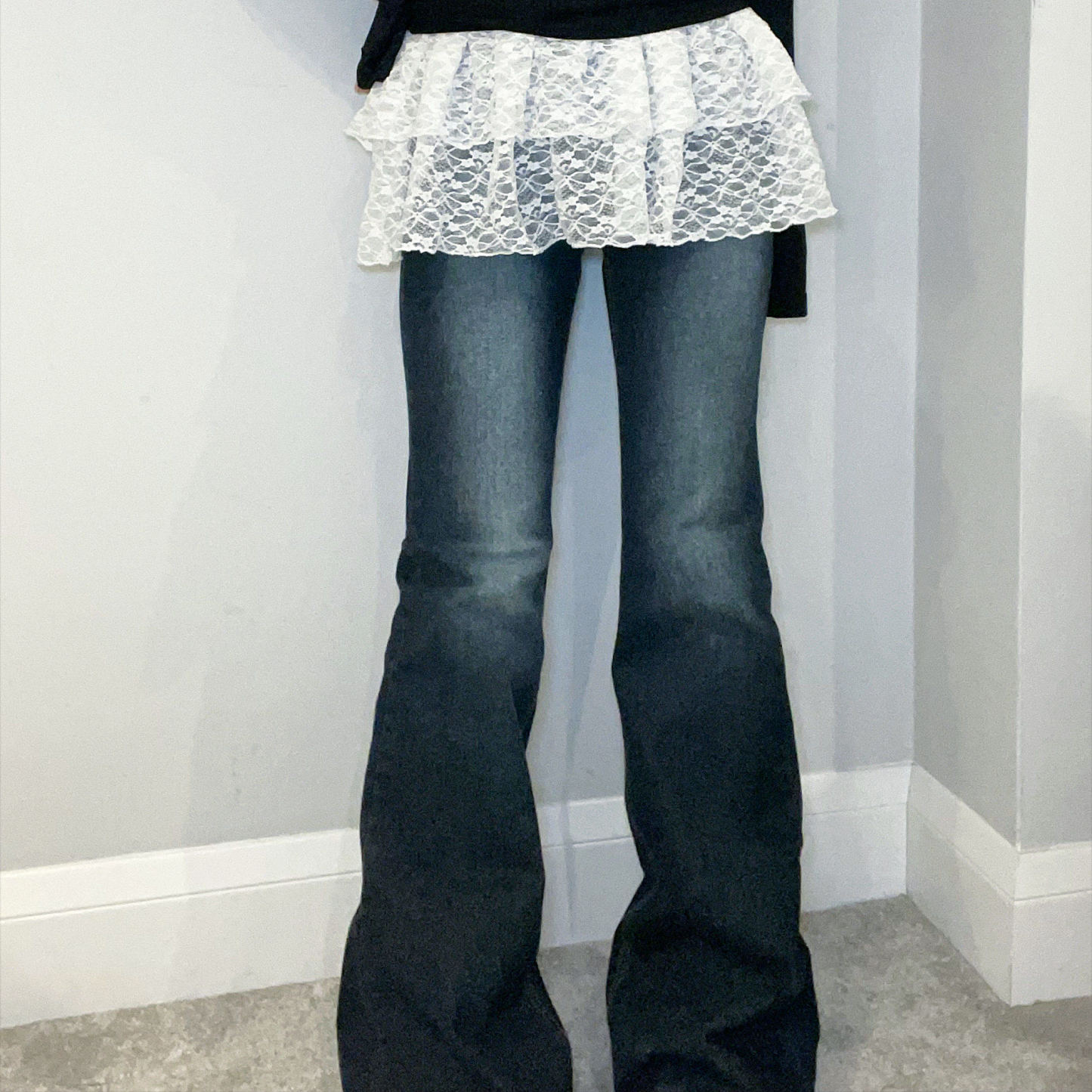 C2501 Lucky Ones Bootcut Jeans