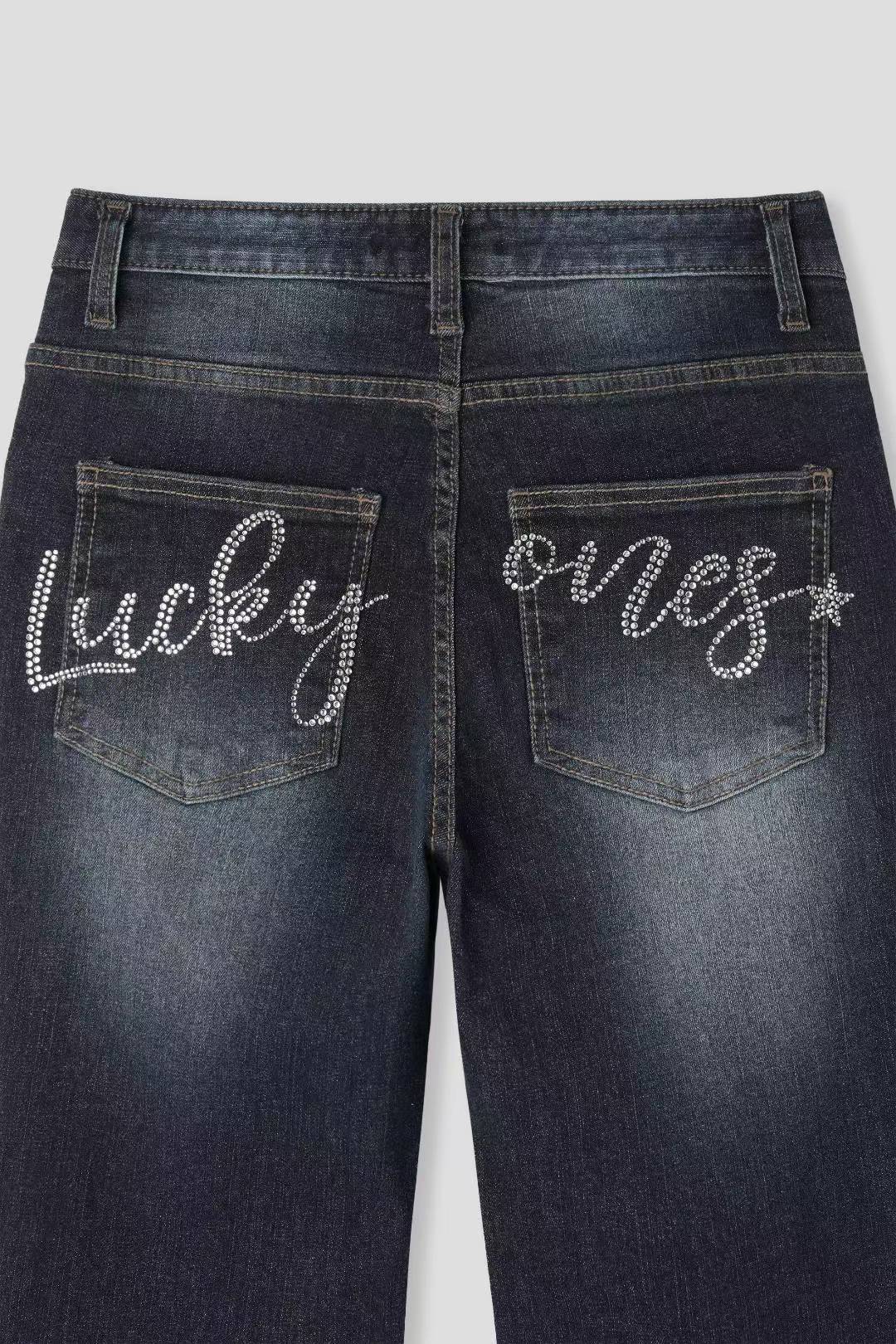C2501 Lucky Ones Bootcut Jeans