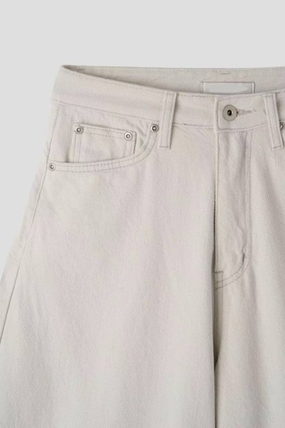 [WEBSITE EXCLUSIVE] C2506 Cross Point Balloon Jeans