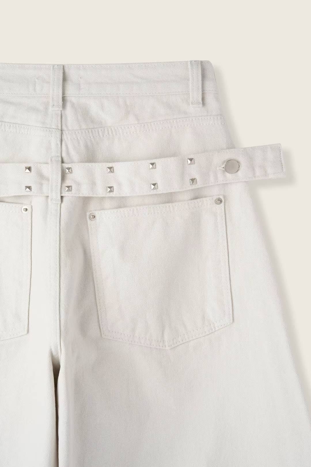 [WEBSITE EXCLUSIVE] C2507 Frost Glow Balloon Jeans