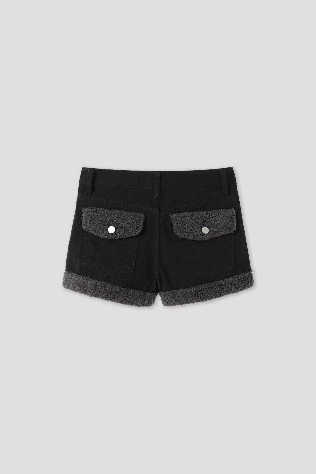 [Preorder 1st Drop Price] C2508 Winter Glow Denim Shorts