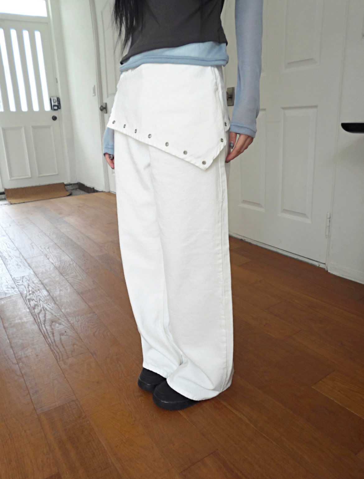 [Preorder 1st Drop Price] C2511 Eyelet Wrap Pants