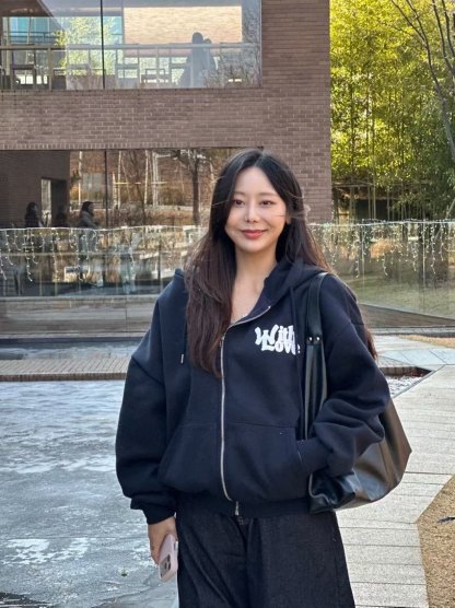 [Preorder 1st Drop Price] C2702 With Love Hoodie