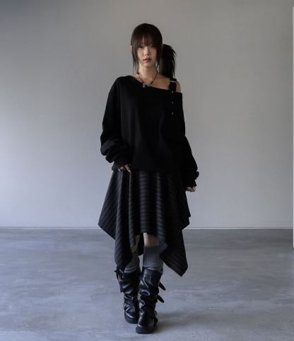 [Preorder 1st Drop Price] C2901 Buckle Charm Sweater