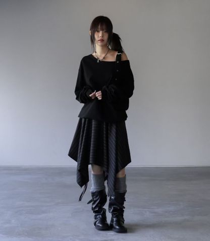 [Preorder 1st Drop Price] C2901 Buckle Charm Sweater