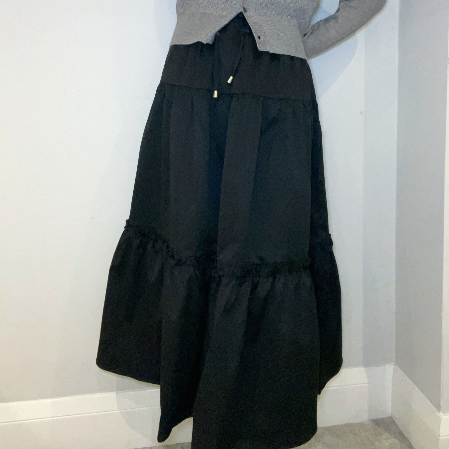 C3002 Feminine Flow Maxi Skirt