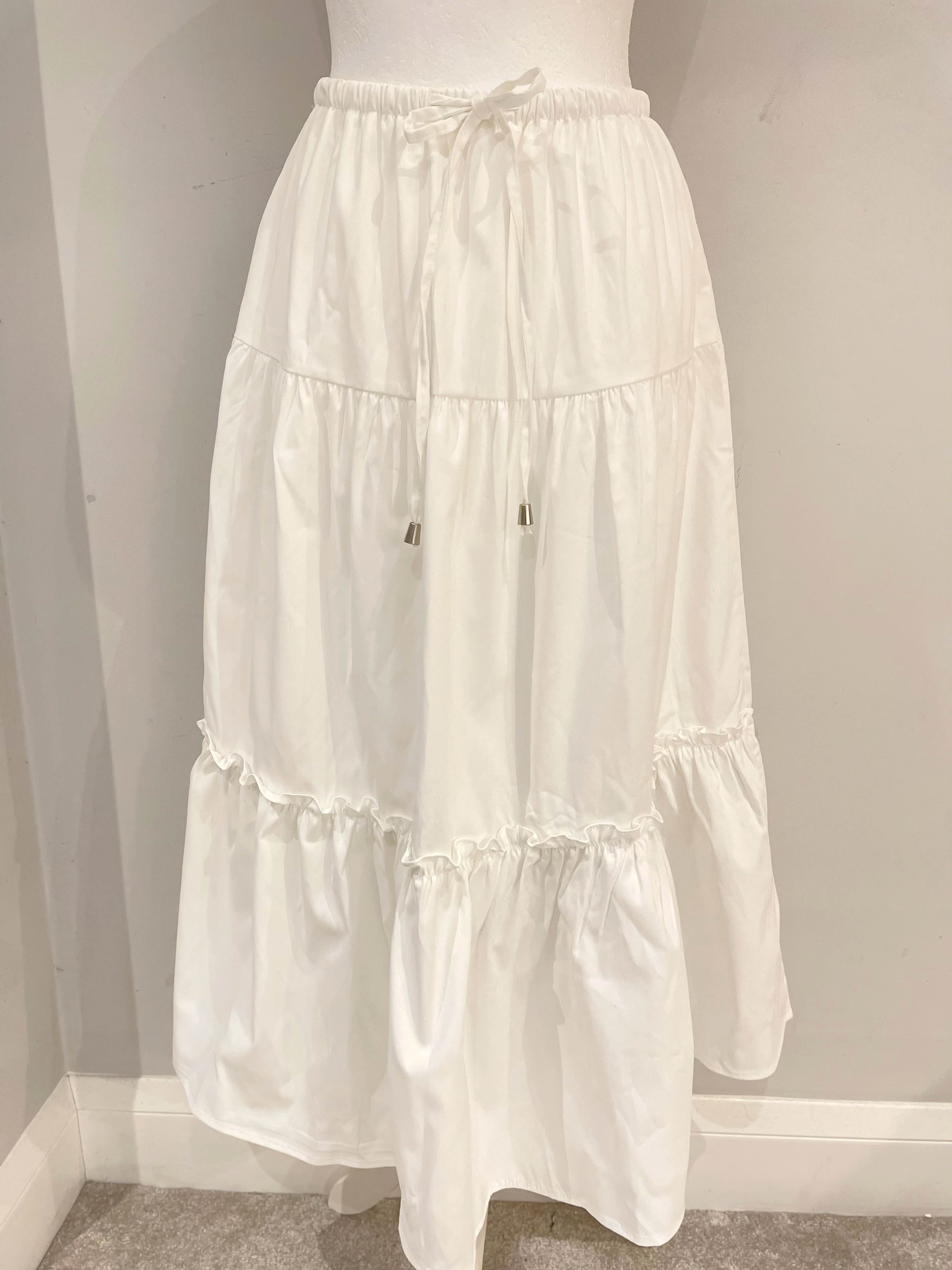 C3002 Feminine Flow Maxi Skirt