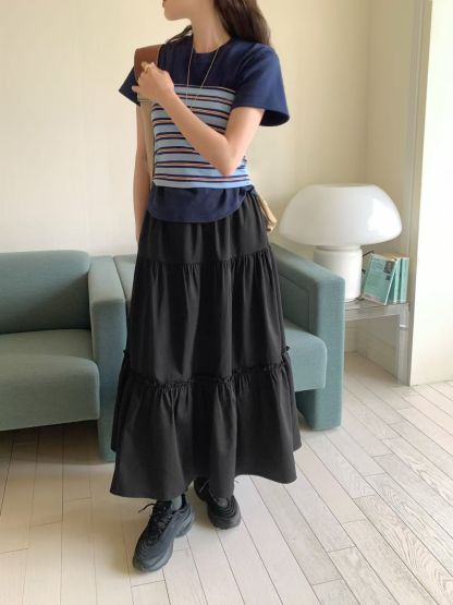 C3002 Feminine Flow Maxi Skirt