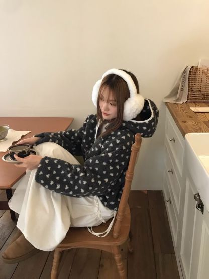 [Preorder 1st Drop Price] C3007 Heartbeat Teddy Hoodie