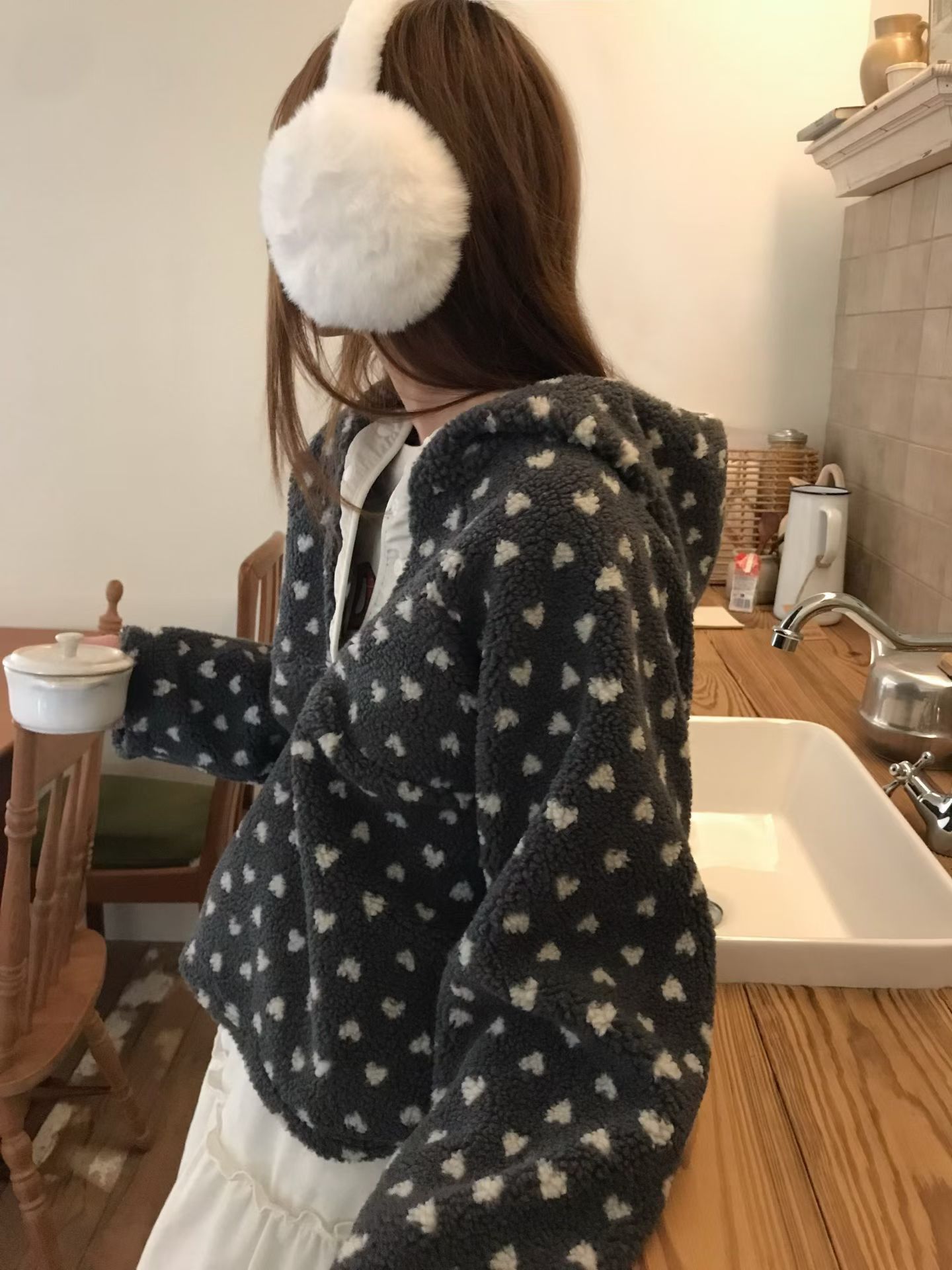 [Preorder 1st Drop Price] C3007 Heartbeat Teddy Hoodie