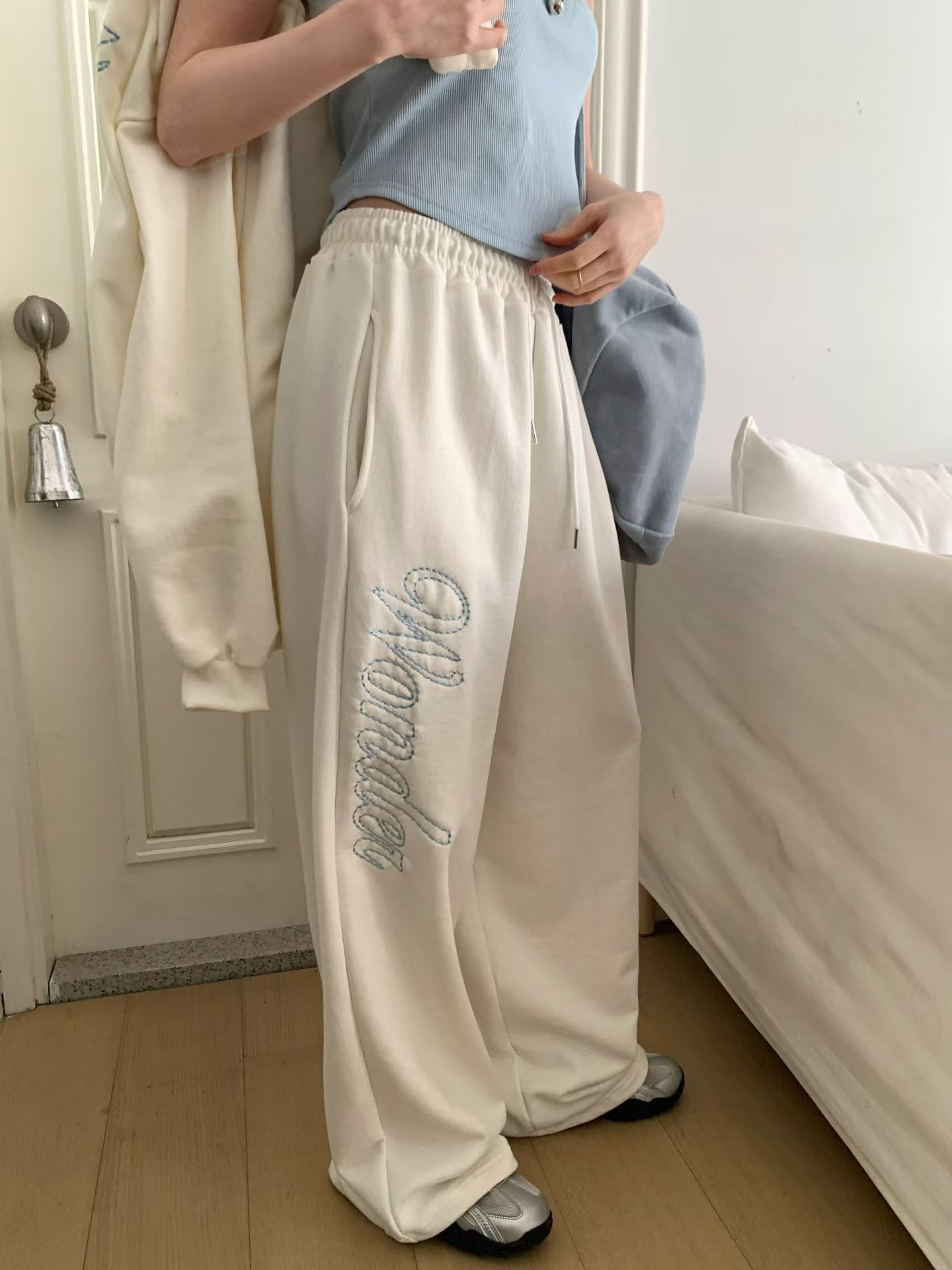 Wonderflow Joggers