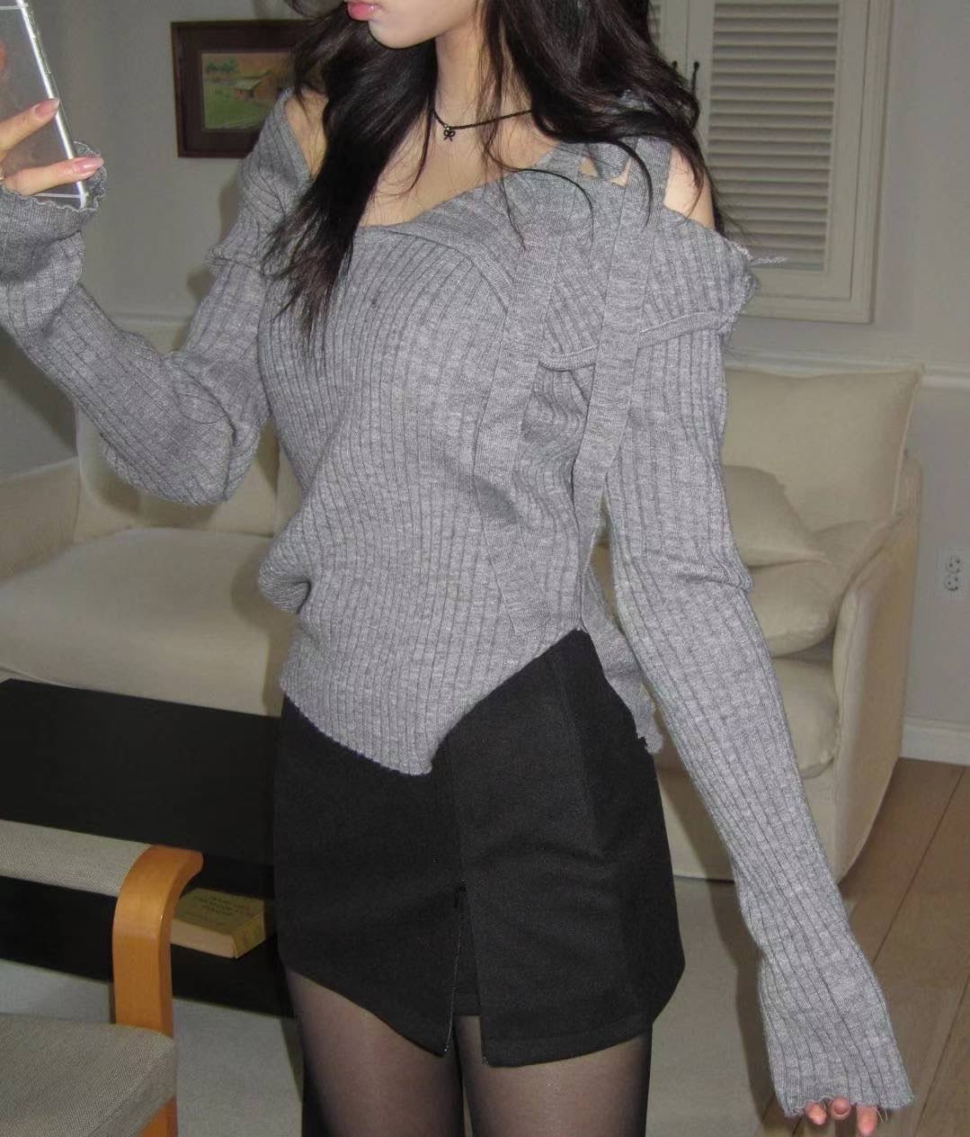 C3102 Soft Whisper Knit Top